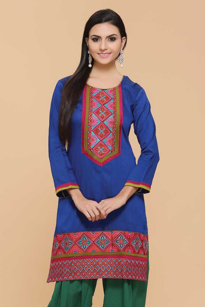 Designer kurtis for outlet women