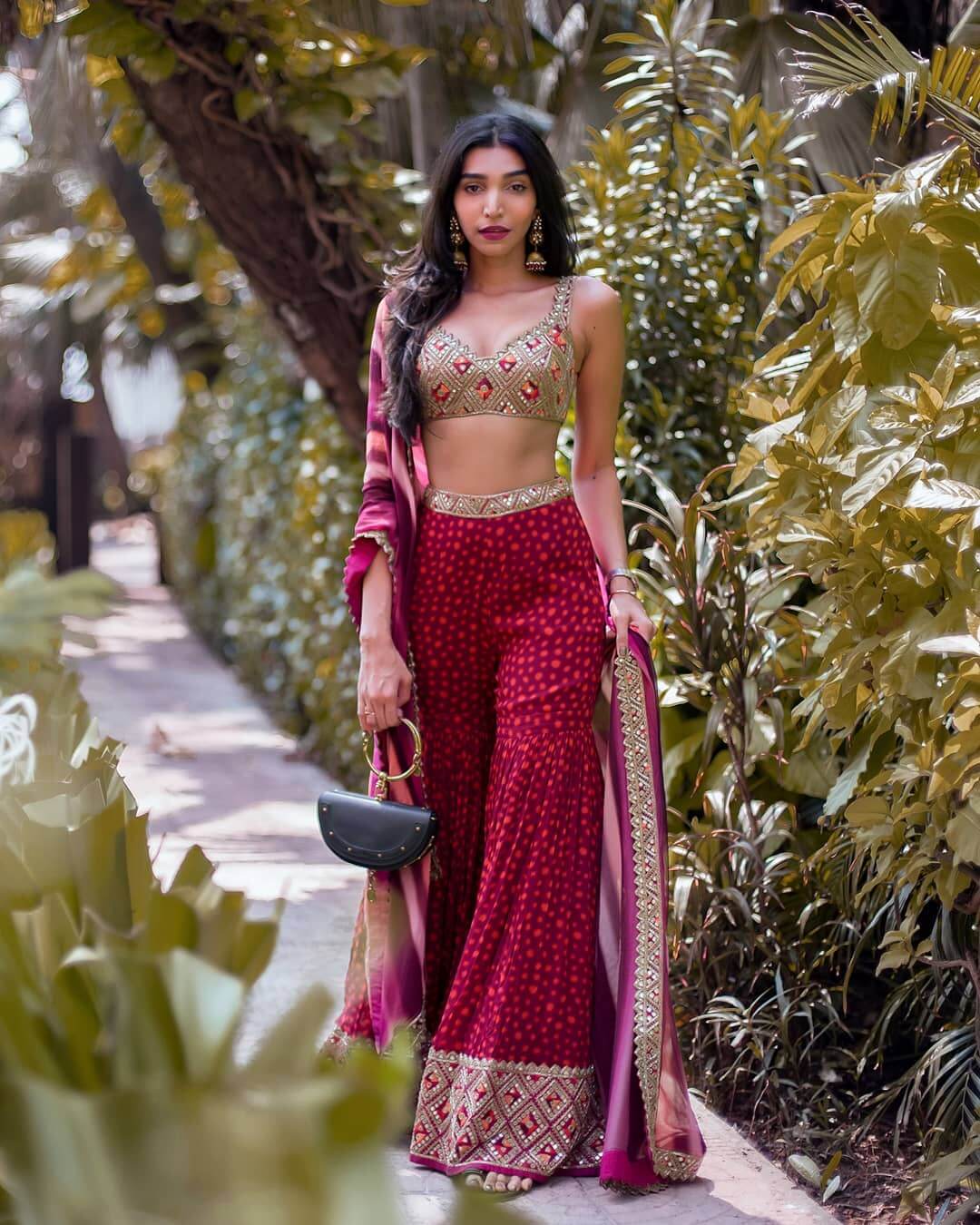 5 AMAZING WAYS TO DRAPE YOUR LEHENGA DUPATTA