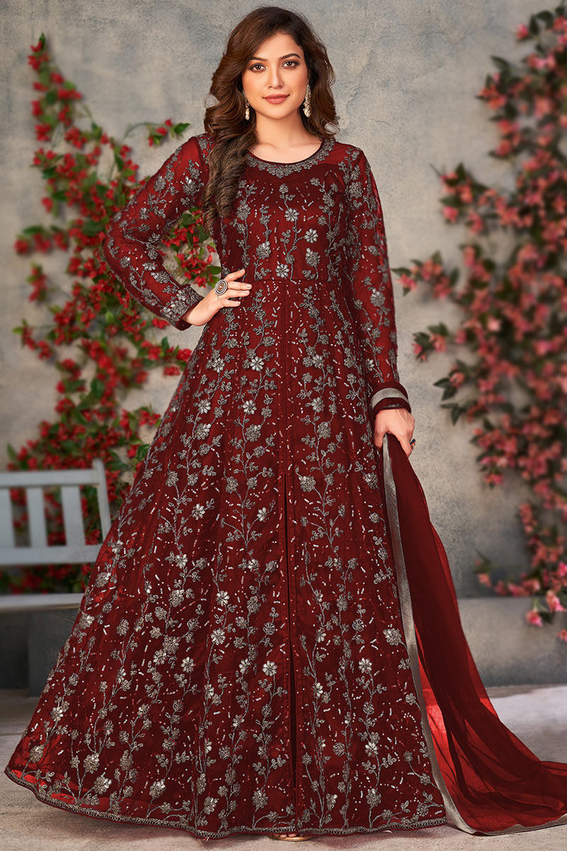 red dress indian wedding Beautiful Wedding dress red, Asian/Indian/Pakistani, heavy embroidery