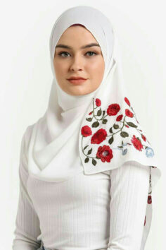 How Hijab Women Can Stay on Trend with Modest Fashion in 2025