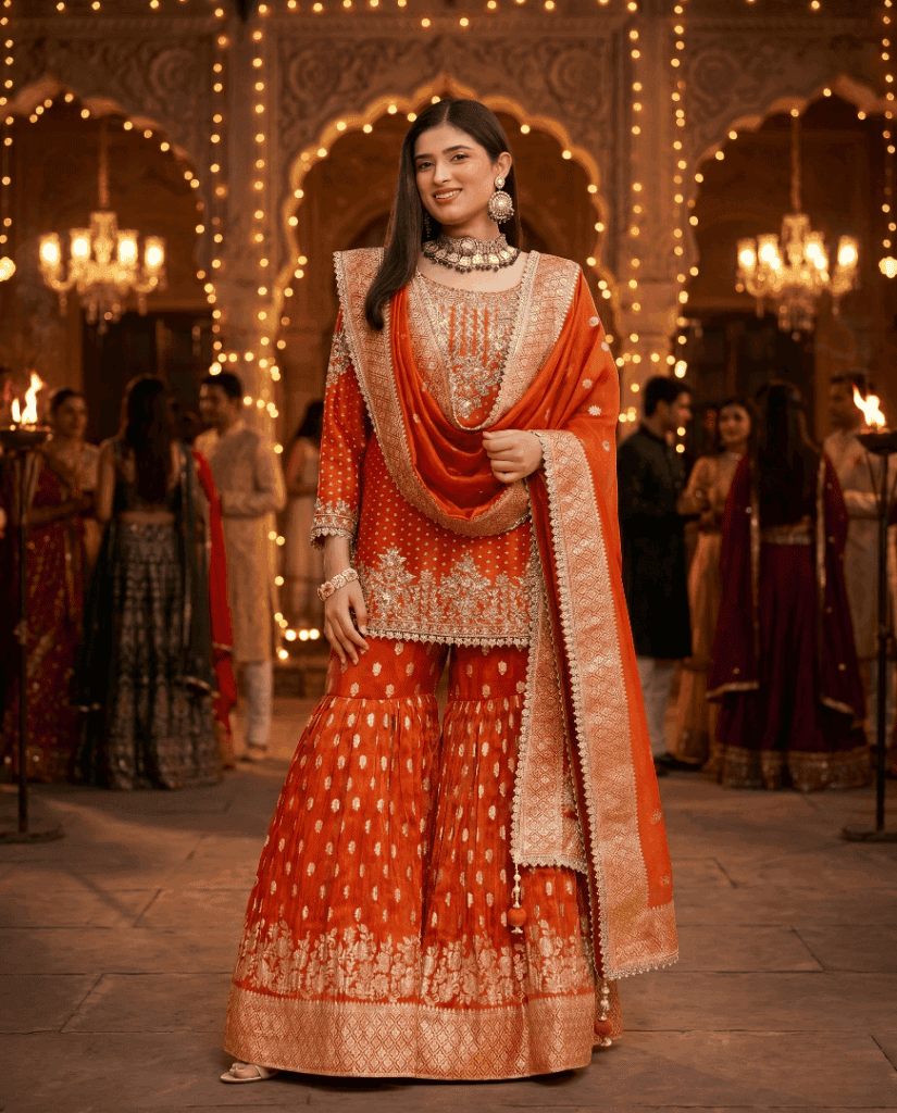 green emerald velvet dress Buy Andaaz-E-Khaas Bridal Formals 2023 by Imrozia